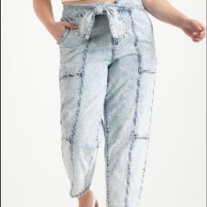 Acid wash jeans